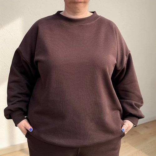 Moteriškas oversize kostiumas – patogus laisvalaikio komplektas su plačiomis kelnėmis 3