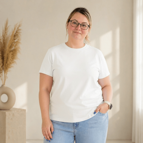 Minimalistinio dizaino moteriški marškinėliai