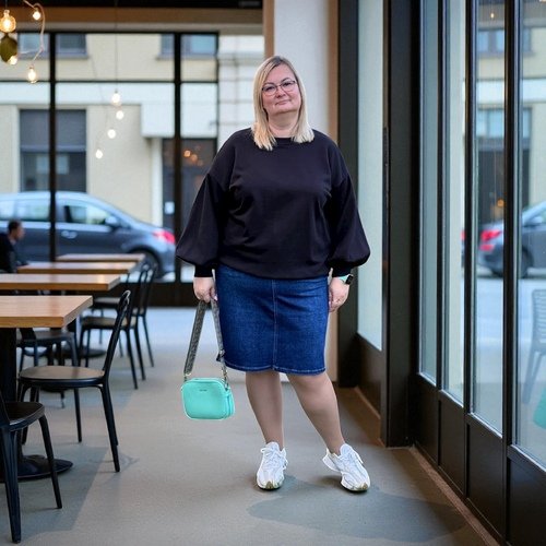 Nėrinių elegancija – oversize džemperis moterims 1